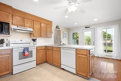 8293 Luckey Point Road, Denver, NC 28037 - Photo 30