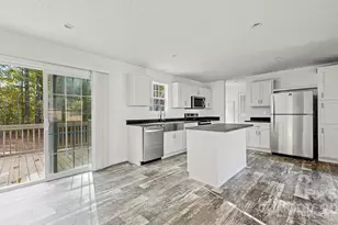 125 Apple Tree Ln, Statesville, NC 28677 - Photo 6