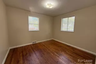 403 Brevard St, Statesville, NC 28677 - Photo 4