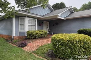 2917 Misty Plum Ct, Fort Mill, SC 29715 - Photo 1