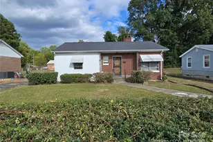 419 S Pearl St, Troy, NC 27371 - Photo 2