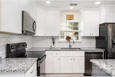 126 Rhett Court, Fort Mill, SC 29715 - Photo 8