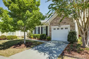 546 Pine Links Dr, Tega Cay, SC 29708 - Photo 2