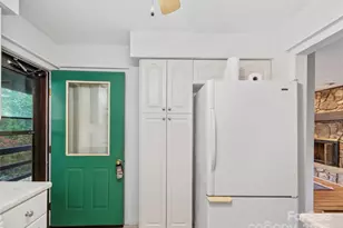 25 Ray Mine Rd, Burnsville, NC 28714 - Photo 10