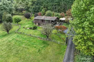 25 Ray Mine Rd, Burnsville, NC 28714 - Photo 4