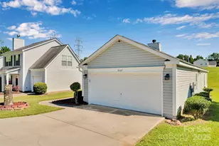 2027 Pimpernel Rd, Charlotte, NC 28213 - Photo 18