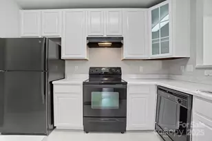 10526 Hill Point Ct, Charlotte, NC 28262 - Photo 16