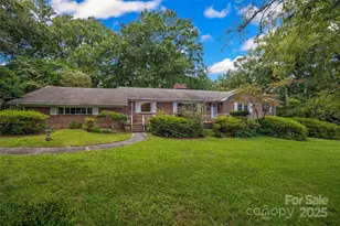 327 Livingston Dr, Charlotte, NC 28211 - Photo 6