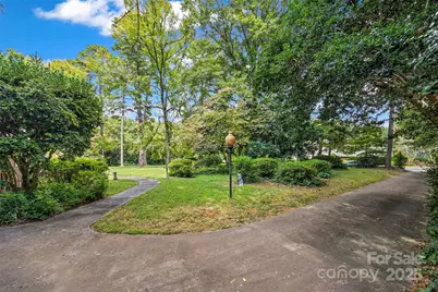 327 Livingston Drive, Charlotte, NC 28211 - Photo 18