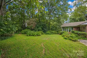 327 Livingston Dr, Charlotte, NC 28211 - Photo 10