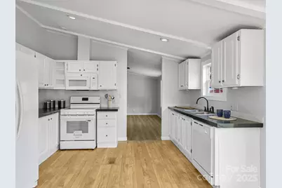 37 Motts Drive, Candler, NC 28715 - Photo 4