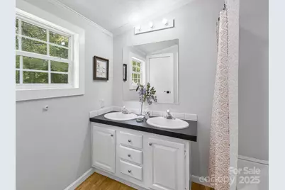 37 Motts Drive, Candler, NC 28715 - Photo 12