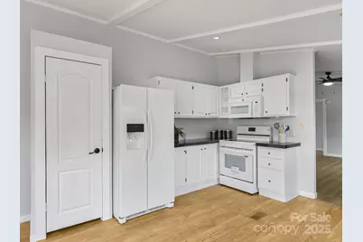 37 Motts Drive, Candler, NC 28715 - Photo 6