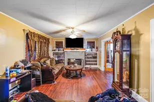 809 W Mauney Ave, Gastonia, NC 28052 - Photo 12