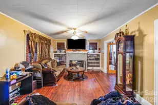 809 W Mauney Ave, Gastonia, NC 28052 - Photo 12