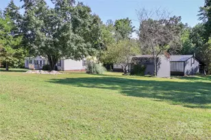 2545 Old Benbow Rd, Union Grove, NC 28689 - Photo 36