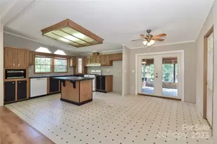 2545 Old Benbow Rd, Union Grove, NC 28689 - Photo 26