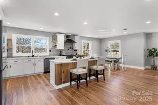 1206 9th St NW, Hickory, NC 28601 - Photo 6