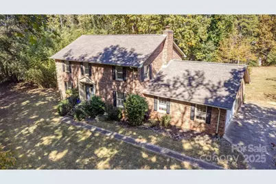 4529 Creemore Drive, Charlotte, NC 28213 - Photo 4
