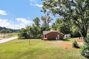 1111 Church St, Hickory Grove, SC 29717 - Photo 2