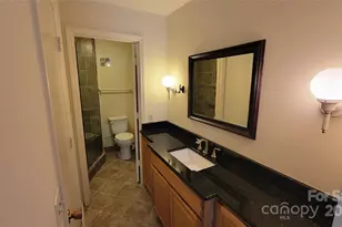 1323 Queens Rd, Charlotte, NC 28207 - Photo 24