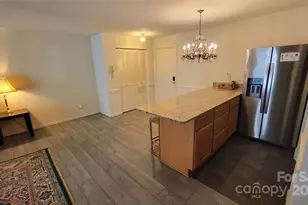 1323 Queens Rd, Charlotte, NC 28207 - Photo 10