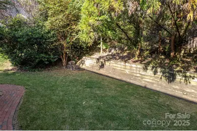 2013 Solway Lane, Charlotte, NC 28269 - Photo 10