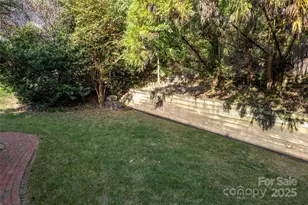 2013 Solway Ln, Charlotte, NC 28269 - Photo 10