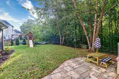 6340 Wyndham Hill Drive, Charlotte, NC 28269 - Photo 12