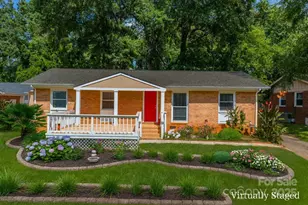 1009 Dunleigh Dr, Charlotte, NC 28214 - Photo 1