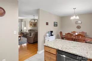 50 Ridgeland Ln, Asheville, NC 28805 - Photo 10