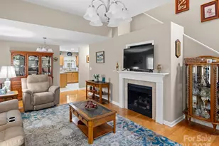 50 Ridgeland Ln, Asheville, NC 28805 - Photo 4