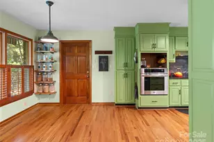 331 Thomas Rd, Hendersonville, NC 28739 - Photo 24