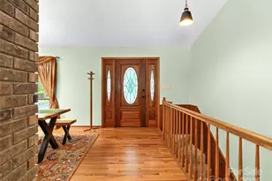 331 Thomas Rd, Hendersonville, NC 28739 - Photo 8