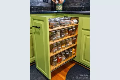 331 Thomas Road, Hendersonville, NC 28739 - Photo 22