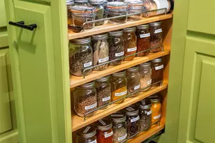 331 Thomas Rd, Hendersonville, NC 28739 - Photo 22