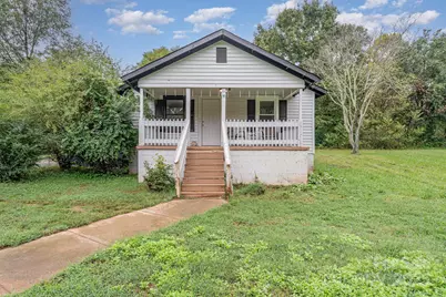 1716 Younger Avenue, Statesville, NC 28677 - Photo 1