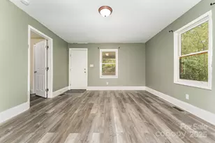 1716 Younger Ave, Statesville, NC 28677 - Photo 10