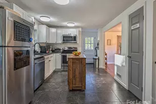 317 Balsam Dr, Waynesville, NC 28786 - Photo 8