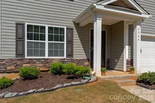 2949 Sherrills Strm Dr, Sherrills Ford, NC 28673 - Photo 4