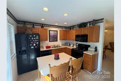 105 Delargy Circle, Mooresville, NC 28117 - Photo 2