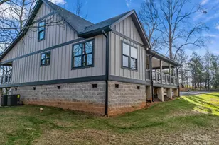 228 Bent Creek Dr, Nebo, NC 28761 - Photo 6