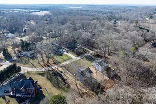 113 Brentwood Dr, Maiden, NC 28650 - Photo 48