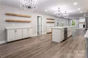 118 Rugby Forest Ln, Hendersonville, NC 28791 - Photo 6