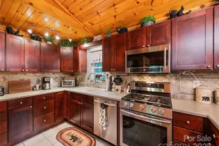 839 Wolf Laurel Dr, Maggie Valley, NC 28751 - Photo 18