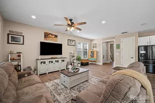 28117 Egrets Ct, Lancaster, SC 29720 - Photo 4