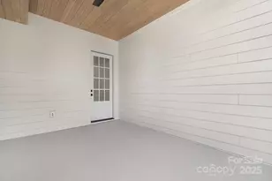 514 W Cama St, Charlotte, NC 28217 - Photo 32