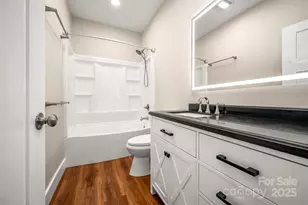 213 Calhoun St, Hendersonville, NC 28739 - Photo 24