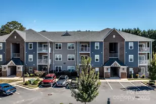 2778 2nd St NE, Hickory, NC 28601 - Photo 2