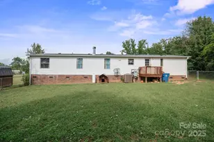 6776 Cobbs Pl, Connelly Springs, NC 28612 - Photo 6